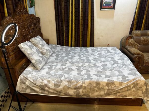 ৭/সাড়ে ৮ ফিট বালিশ কভার সহো ওয়াটারপ্রুফ বিছানার চাদর - Image 2