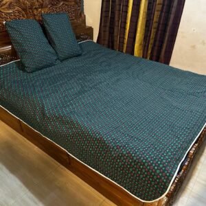 সাড়ে৬/৭ ফিট বালিশ কভার সহো ওয়াটারপ্রুফ বিছানার চাদর