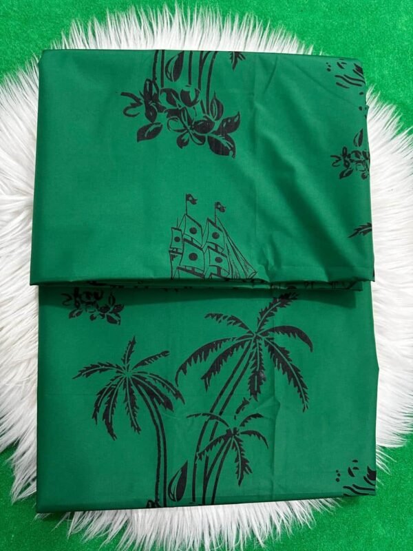 সাড়ে৬/৭ ফিট ওয়াটারপ্রুফ বিছানার চাদর