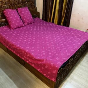 সাড়ে৬/৭ ফিট বালিশ কভার সহ ওয়াটারপ্রুফ বিছানার চাদর